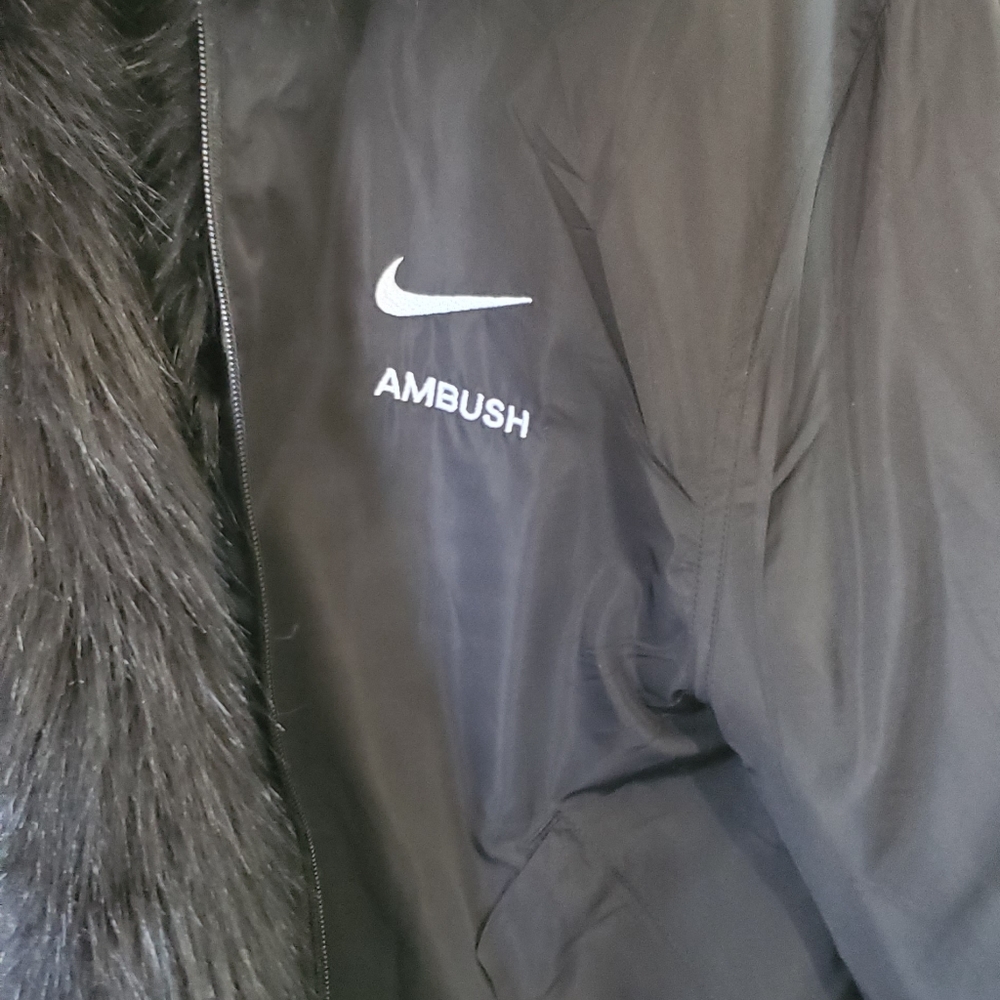 Nike  Jacket fur